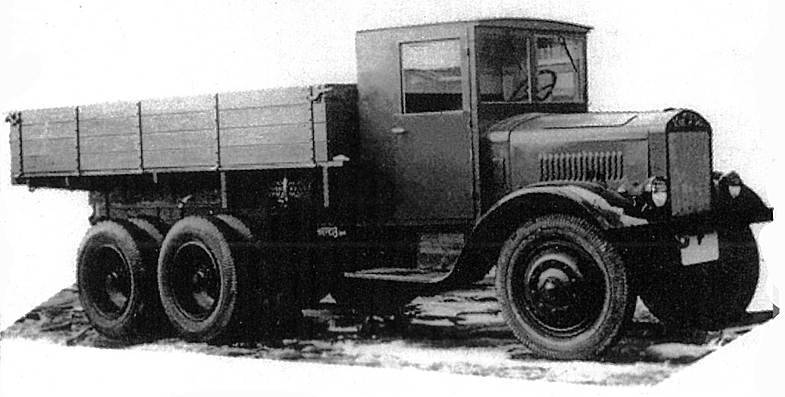Грузовик ЯГ-10. Первый советский трехосный