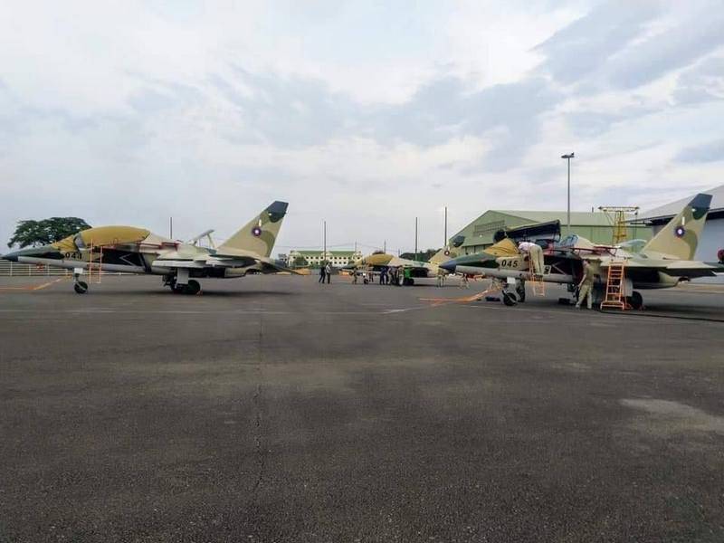 Лаос получил первые учебно-боевые самолёты Як-130