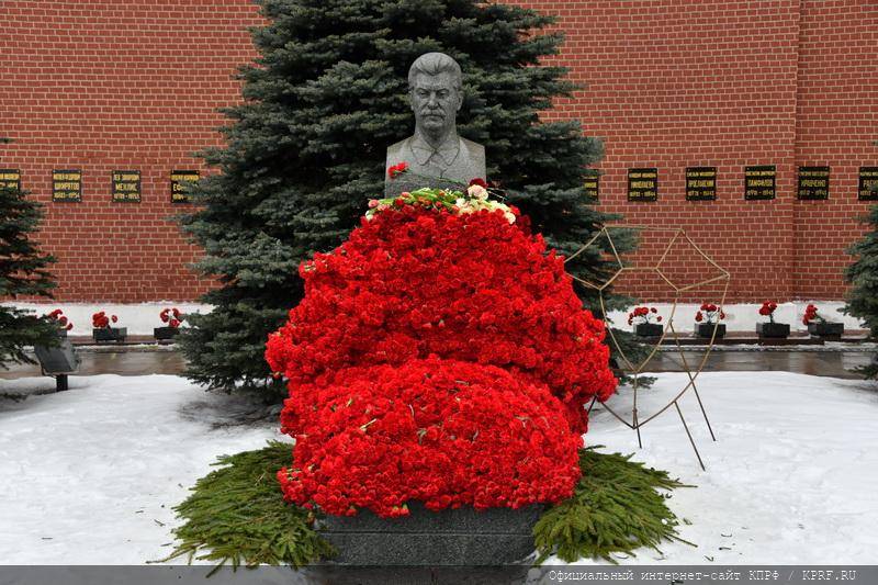 Доренко заявил, что за Сталина "стыдно каждому из нас"