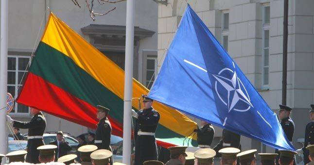 Как отмечали 15-летие вступления Литвы в НАТО