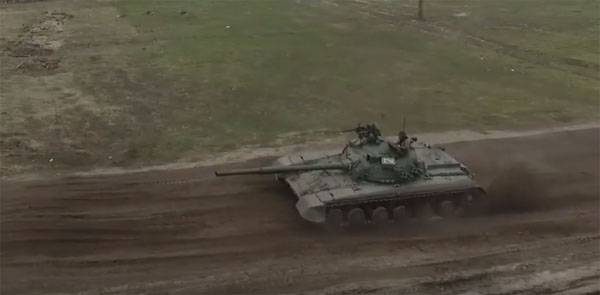 Сообщается о подготовке танкистов ВСУ по новым стандартам - стрельба из-за террикона