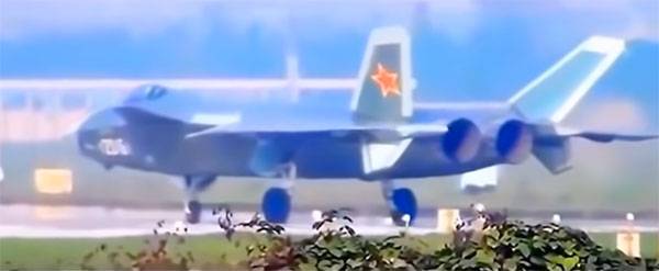 Заявлено, что Су-30 ВВС Индии неоднократно отслеживали "невидимку" J-20 ВВС КНР