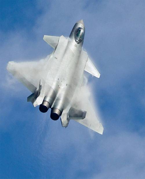 Заявлено о преимуществе американских F-22 и F-35 над китайскими J-20