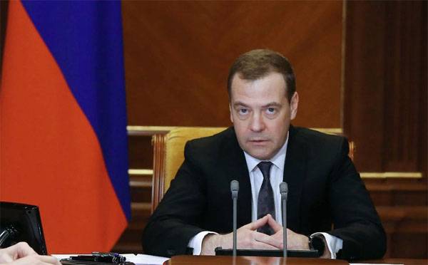 Медведев заявил о набившей оскомину риторике Украины