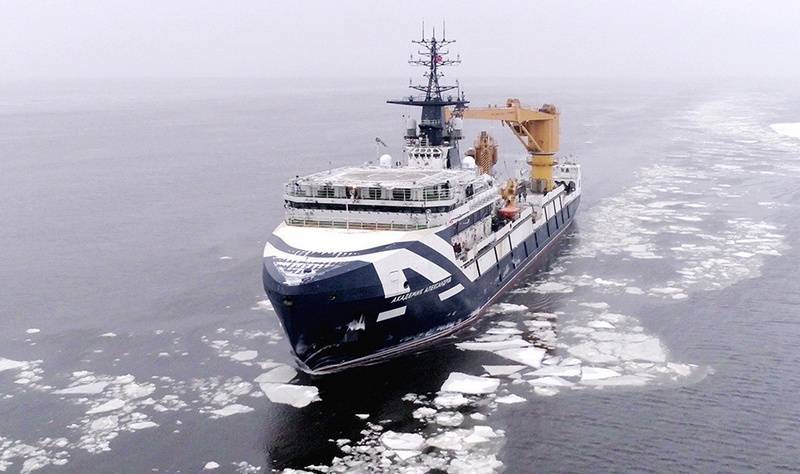 Новое океанографическое судно для ВМФ РФ вышло на заключительные испытания