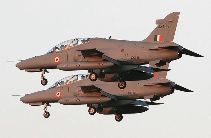 Расправляя крылья. Индийские ВВС стремятся не отстать от соседей