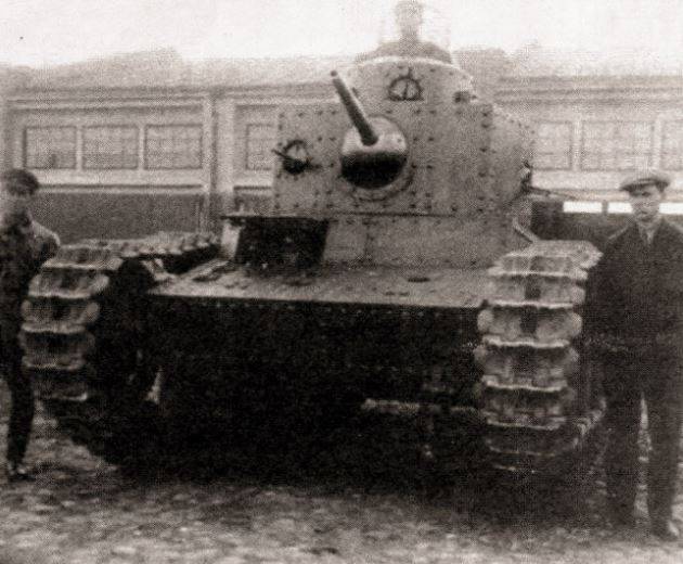 Средние и тяжёлые танки СССР в межвоенный период