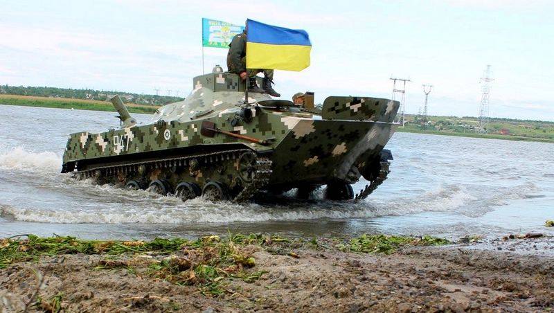 БМД с тремя украинскими десантниками утонула на учениях ВСУ