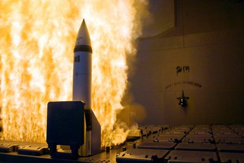США начинают серийное производство новейшей ракеты ПРО SM-3 Block IIA