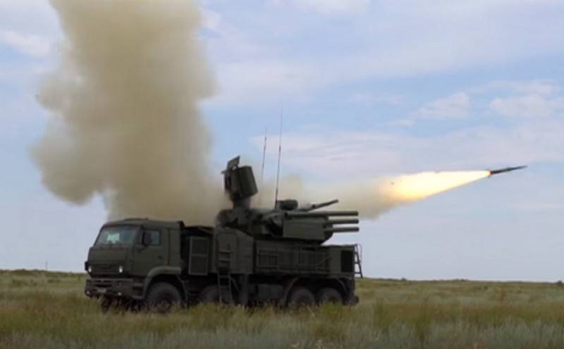 Сербская армия получит на вооружение ЗРПК "Панцирь-С"
