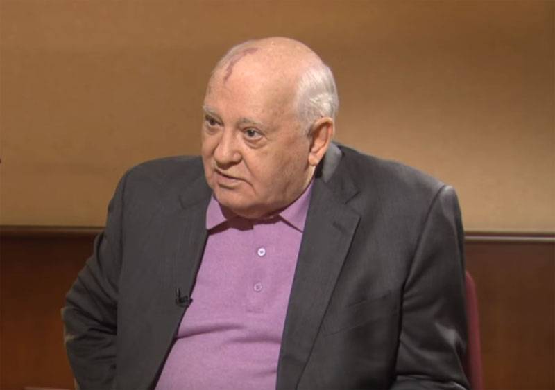 Горбачёв: США показывают дурной пример другим