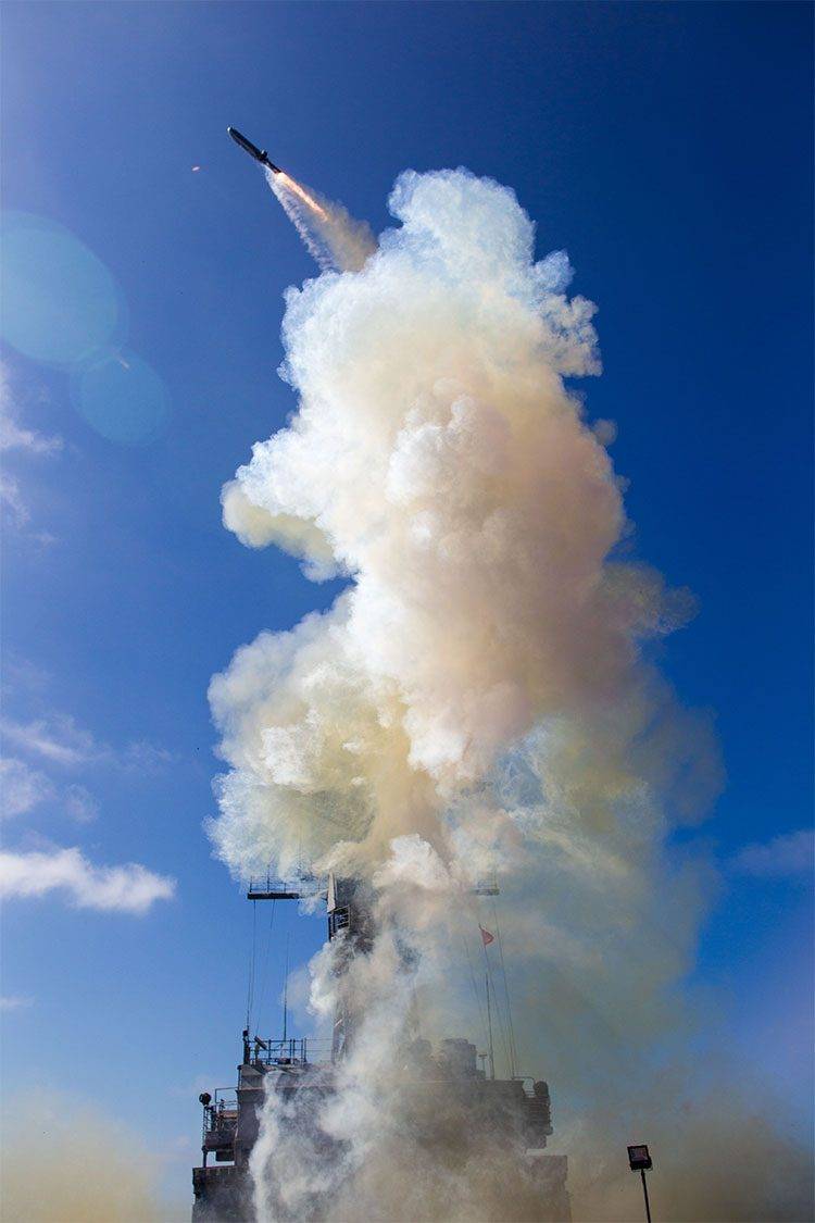 Насколько опасны стелс-ракеты AGM-158, попавшие в руки России