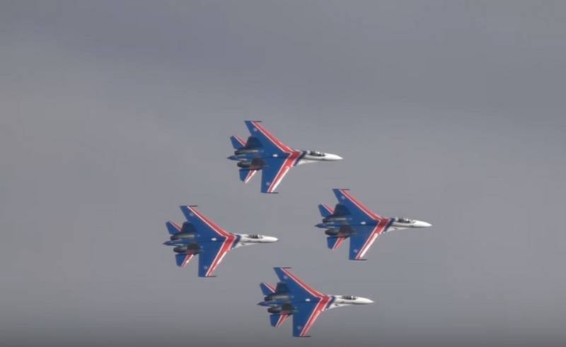 Пилотажная группа "Русские витязи" получит новые истребители Су-35С