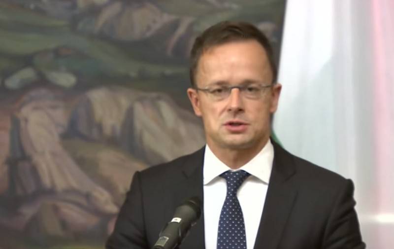 Венгрия пообещала не пускать Украину в НАТО