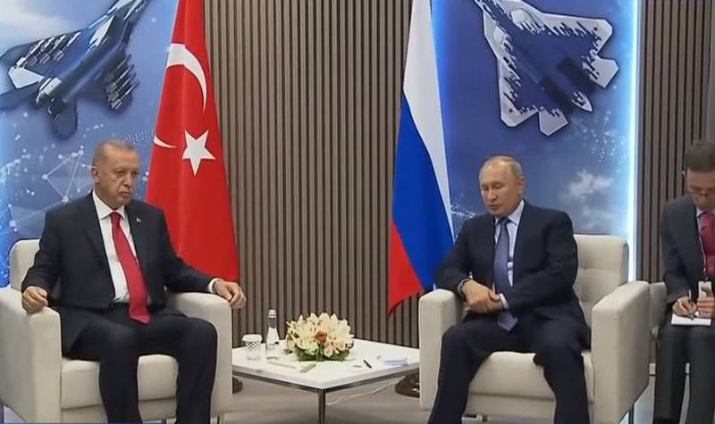 Путин - Эрдогану: Режим деэскалации не может соблюдать только одна сторона конфликта в Сирии