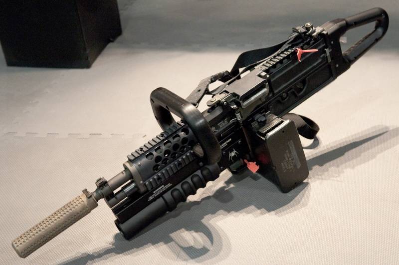 Stoner 63: развитие. «Цепная пила» и RobArm M96 Expeditionary Rifle
