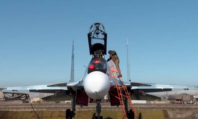 Минобороны Армении опровергло направление Су-30СМ на границу с Азербайджаном