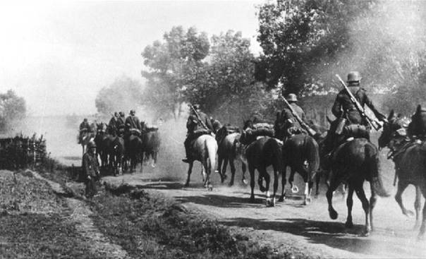 Разведка о немецкой пехоте и кавалерии у границы СССР