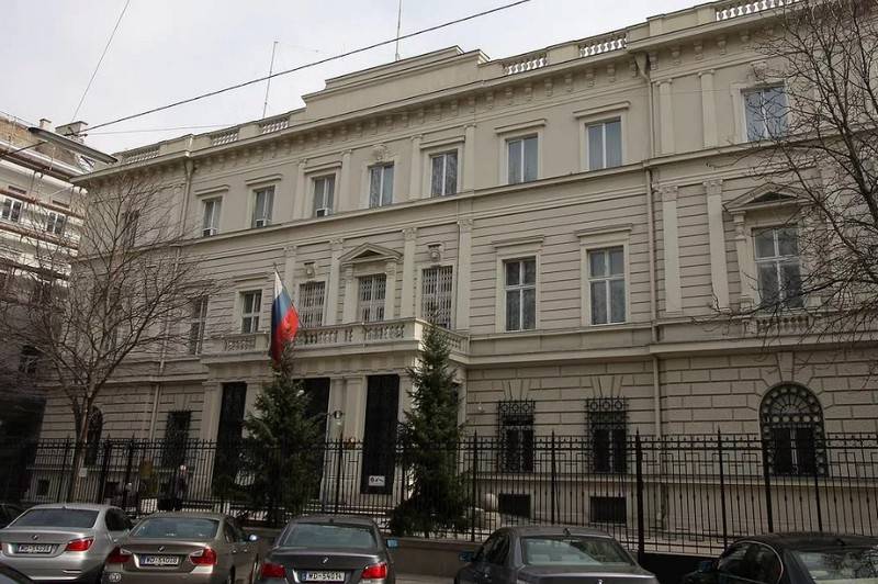 Австрия объявила российского дипломата персоной нон грата