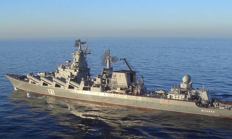 Флагман ЧФ крейсер «Москва» впервые вышел на учения после ремонта