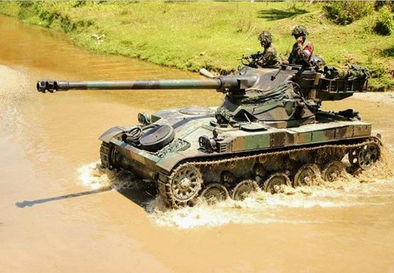 Всё еще в строю: легкий танк AMX-13 замечен в действии в Индонезии