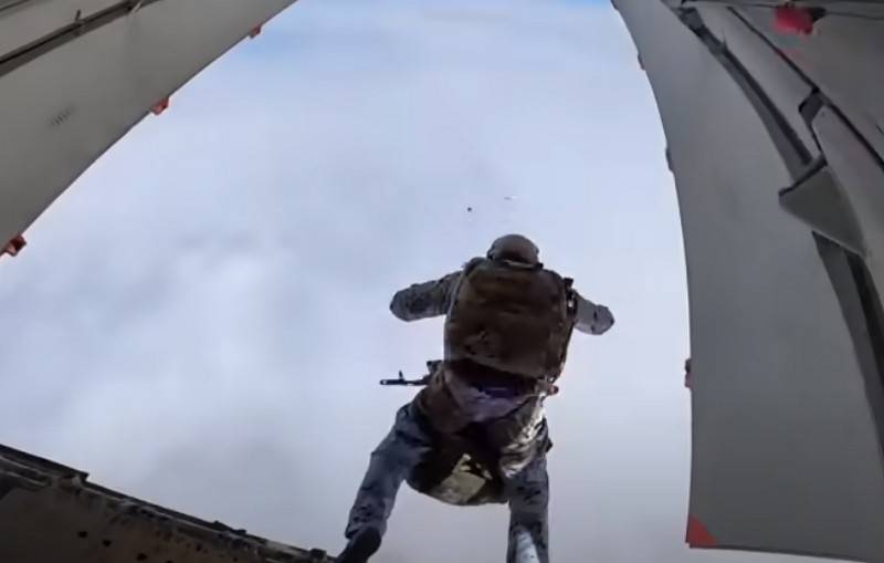 Российский спецназ получил новую парашютную систему «Стайер»