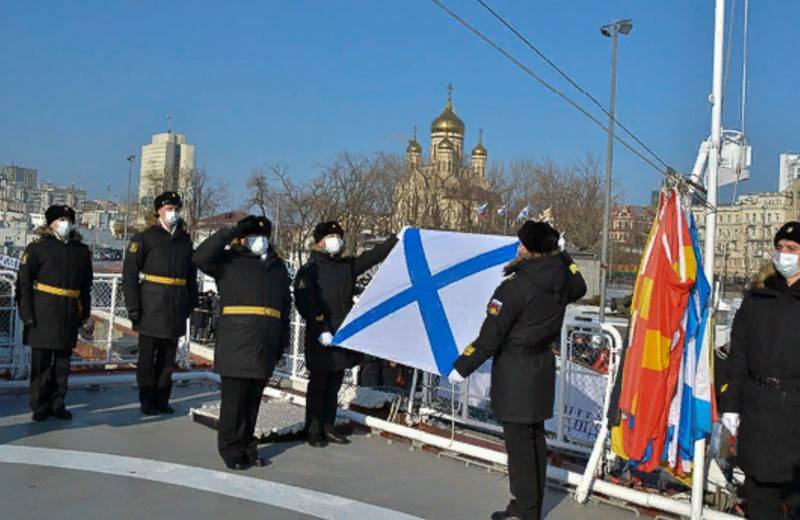 На новейшем корвете «Герой Российской Федерации Алдар Цыденжапов» поднят Андреевский флаг