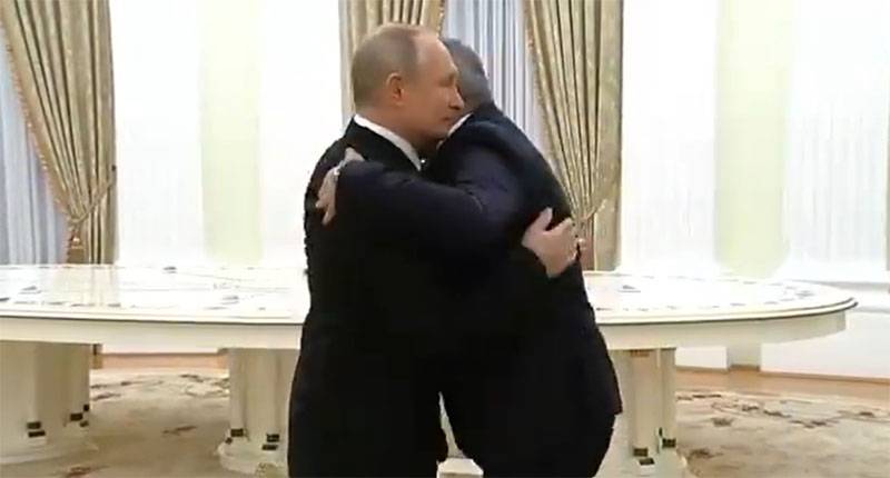 Психологи комментируют фото со встречи Путина, Алиева и Пашиняна в Кремле