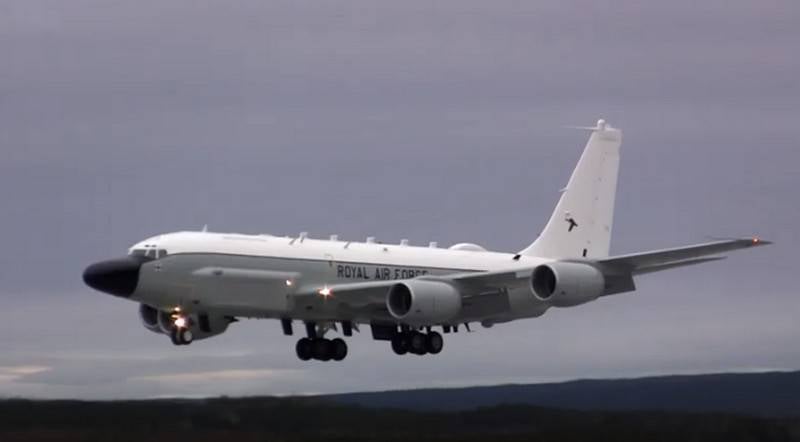«Поглощает излучение от российских систем»: в Британии назвали цель полётов RC-135W вблизи Калининграда