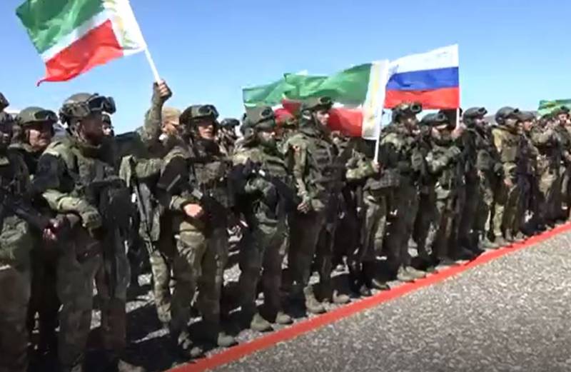 Батальон «Юг-Ахмат» и отряд добровольцев отправились из аэропорта Грозного в зону спецоперации