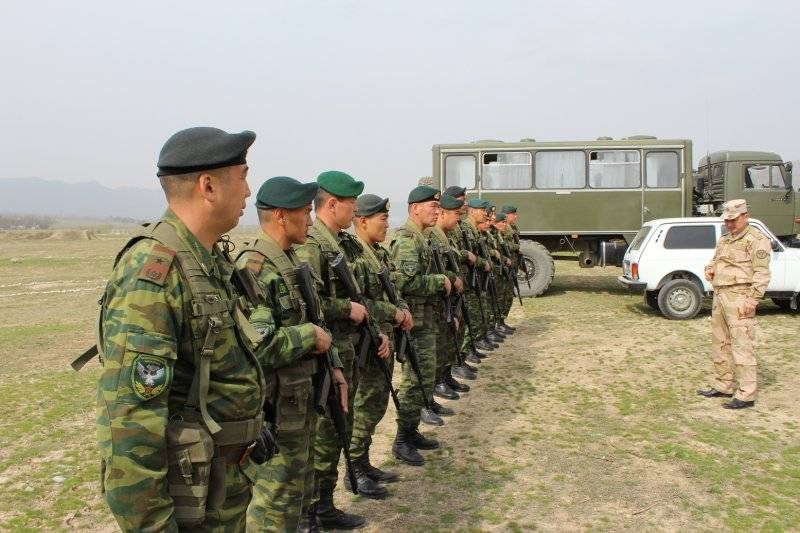 Сообщается о боестолкновениях киргизских и таджикских пограничников на всём протяжении границы