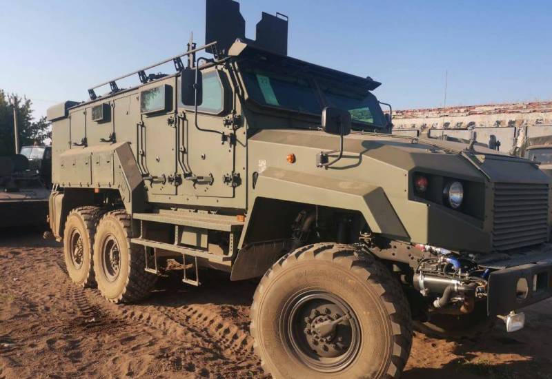 Добровольческий батальон «Алга» из Татарстана получил партию бронеавтомобилей «Ахмат» (З-СТС)