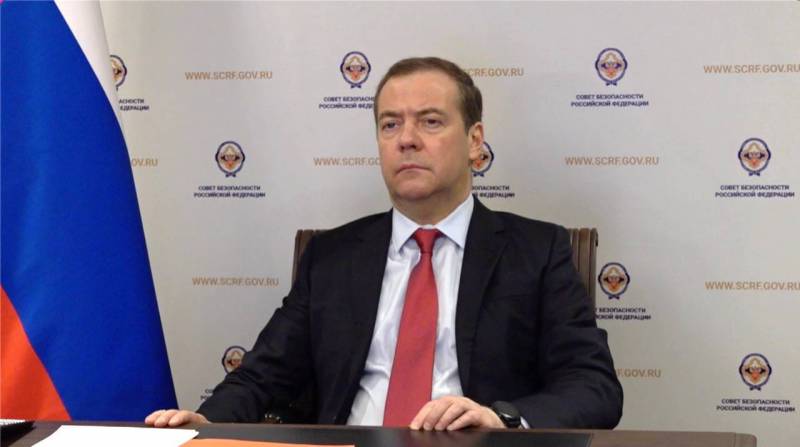 Дмитрий Медведев: Попытки реформирования ООН могут превратить организацию во вторую Лигу Наций