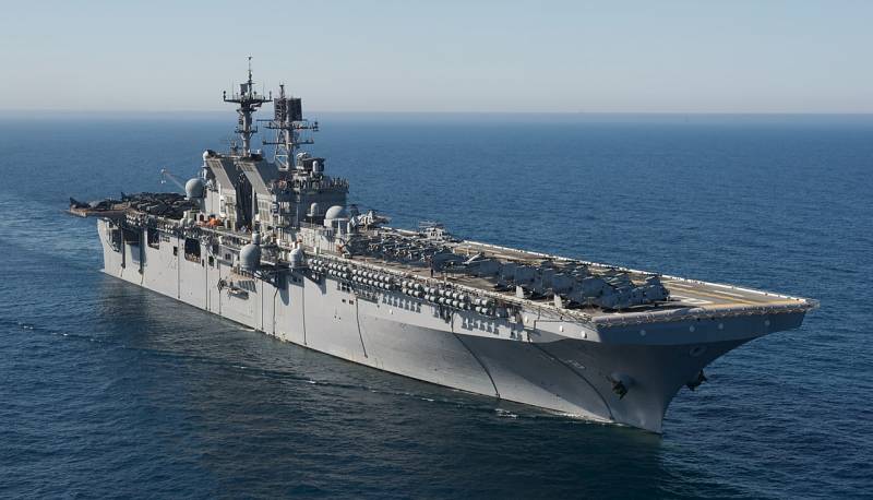 Американская морская пехота может оказаться без десантных кораблей