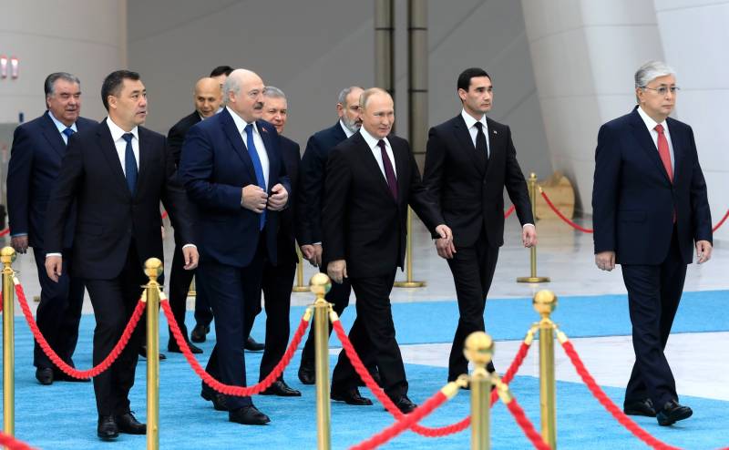 Президент России на саммите СНГ предложил провозгласить 2025-й годом мира и единства и борьбы с нацизмом