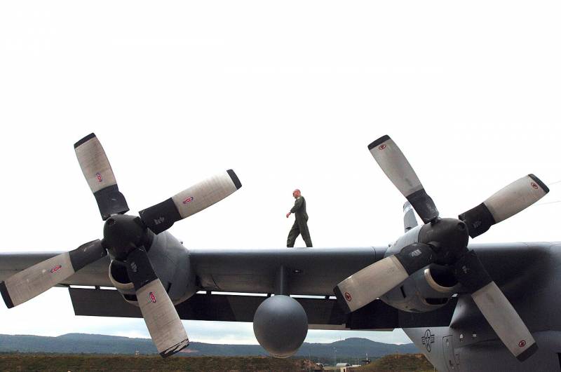 Самолеты C-130H ВВС США начали возвращать в эксплуатацию после устранения проблем с винтами