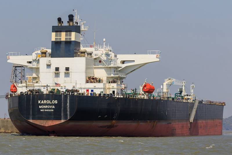Bloomberg: введение Евросоюзом потолка цен на российскую нефть ударит по танкерной отрасли