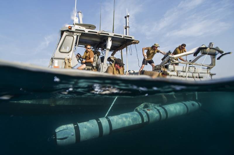 ВМС США получат АНПА Razorback для подлодок