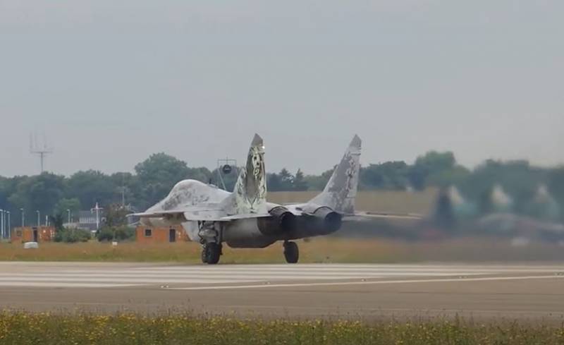 Глава МИД Словакии заявил о готовности страны передать Украине истребители МиГ-29