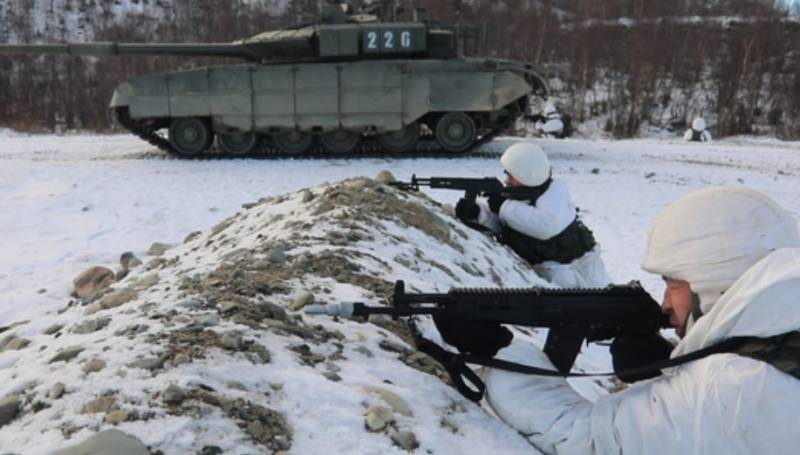 Советник главы офиса Зеленского: Генштаб РФ разрабатывает тактику массированных пехотных атак - как во время Второй мировой войны