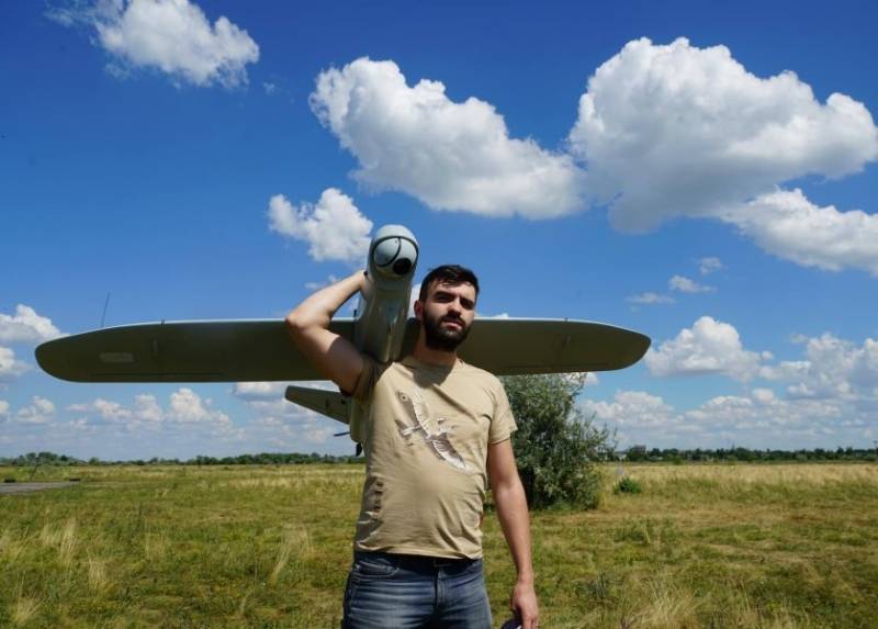 В Киеве обещают до конца года принять на вооружение новый дрон-камикадзе, разработанный как ответ российским «Гераням»