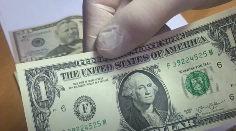 Россия устанавливает «потолок» спроса на доллар США во внутренней и мировой экономике