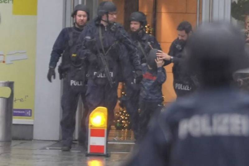 В Германии вооружённый мужчина попытался захватить здание радиостанции