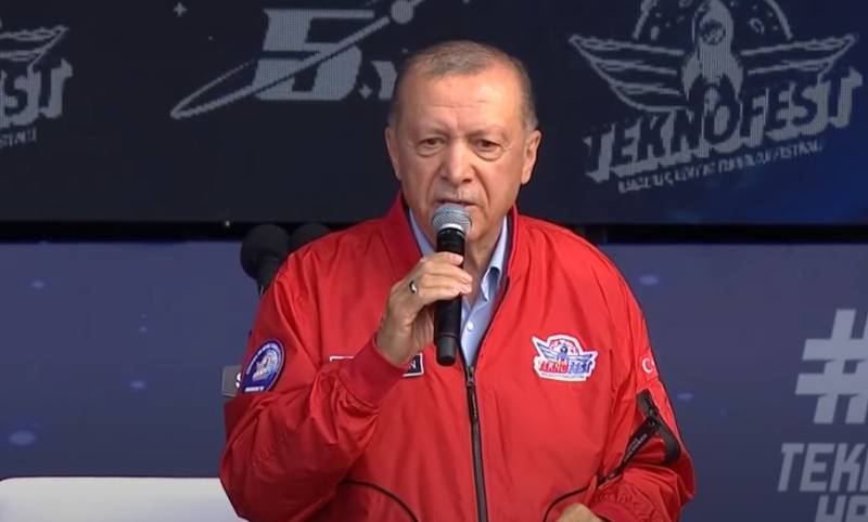 Президент Турции: Недавно испытанные нами ракеты при необходимости могут долететь до Афин