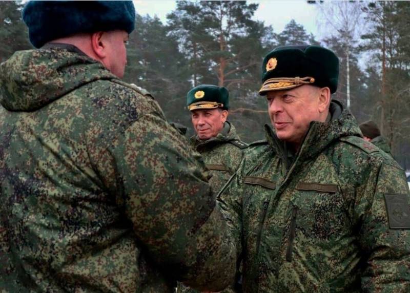 Генерал Салюков прибыл в Беларусь для проверки боеготовности региональной группировки войск