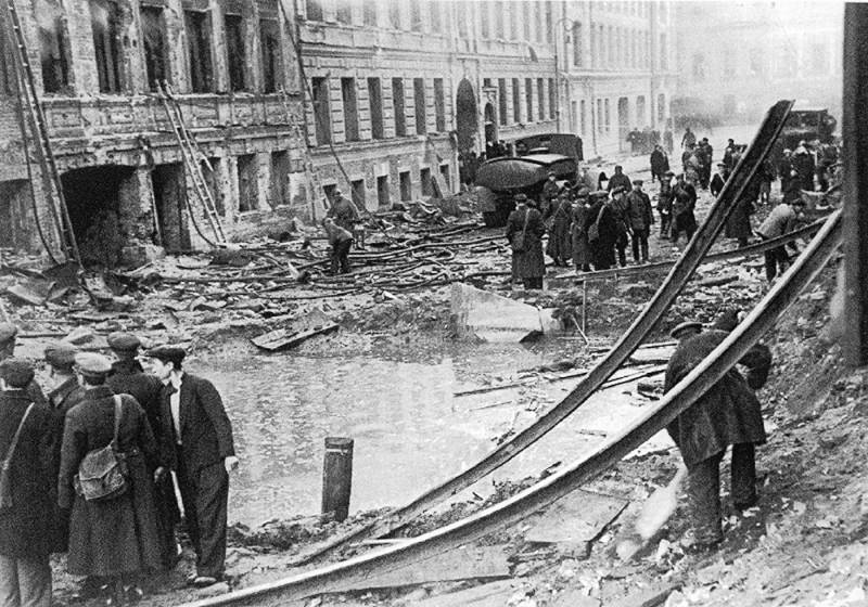 Варварский план Гитлера по уничтожению Москвы и Ленинграда