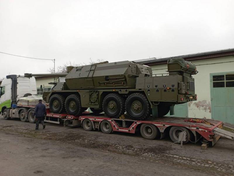 Словакия завершила контракт на поставку Украине восьми 155-мм колёсных самоходных гаубиц Zuzana 2