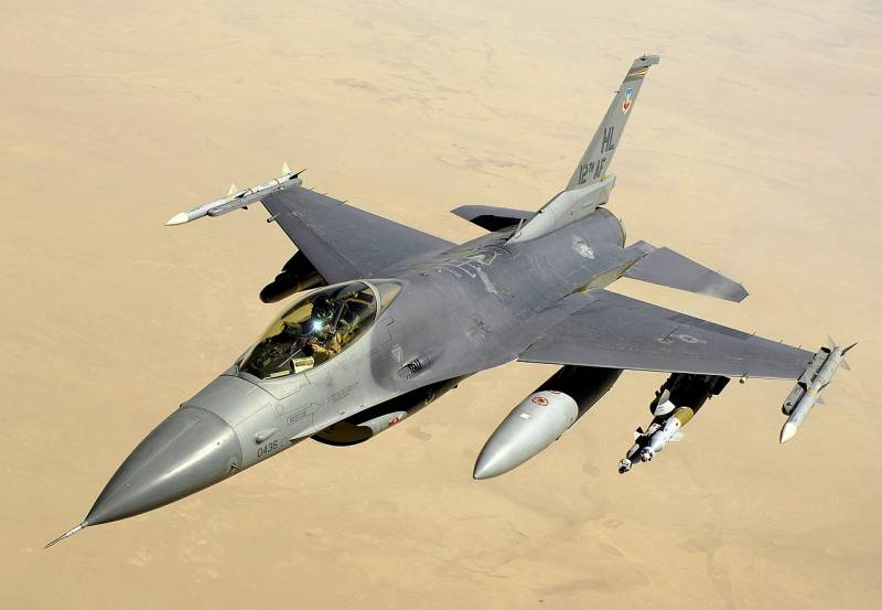 Геймер разместил в сети некоторые «секреты» истребителя F-16