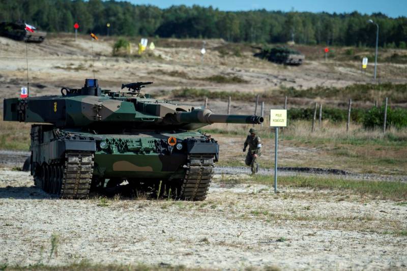 В американской прессе: Варшава может передать Киеву свои танки Leopard, произведённые в Германии