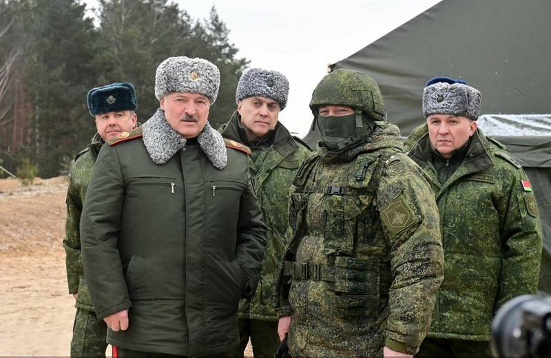 Лукашенко заявил о предложении Украины заключить с Белоруссией пакт о ненападении